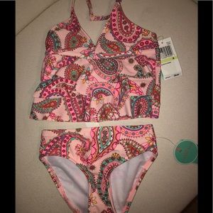 🏖🏝GIRLS 2PC PAISLEY SWIM SUIT IN PINK. SIZE 4🌅